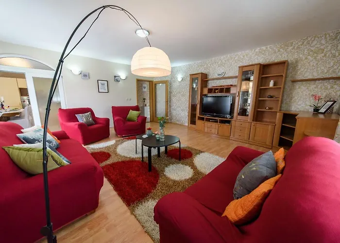 Apartments Maras