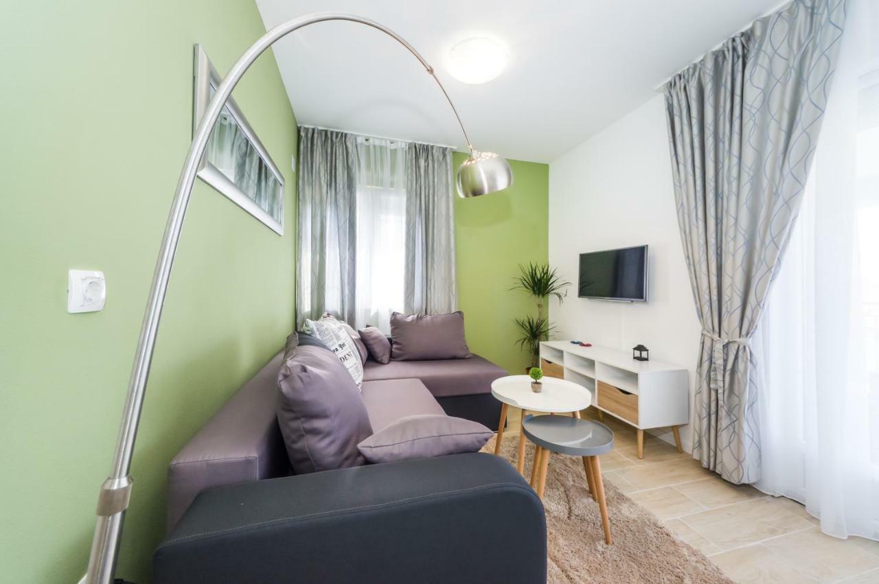 Maras Apartment