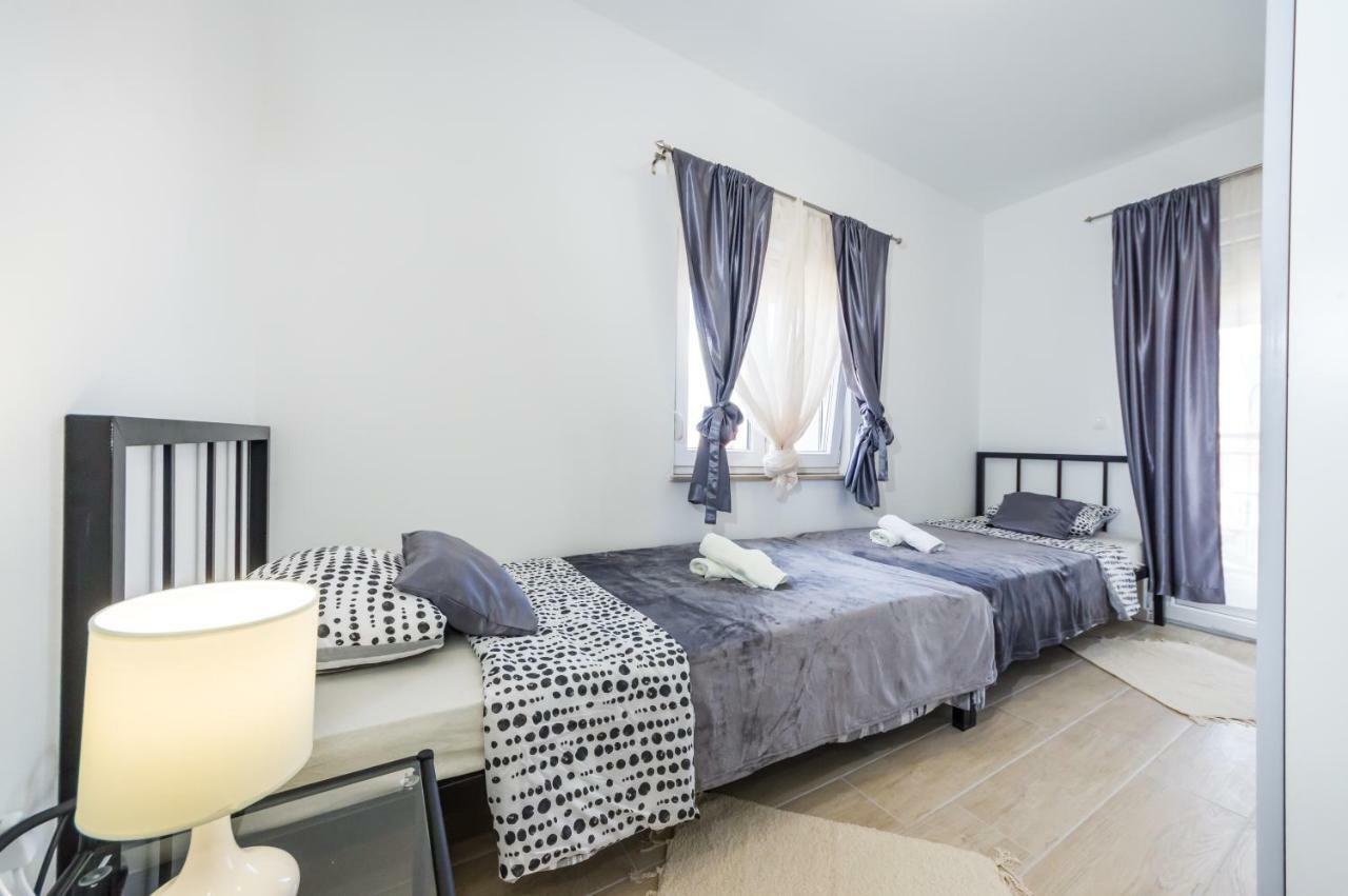 Maras Apartment
